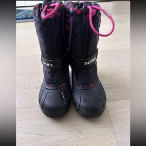 Sorel girls boots
